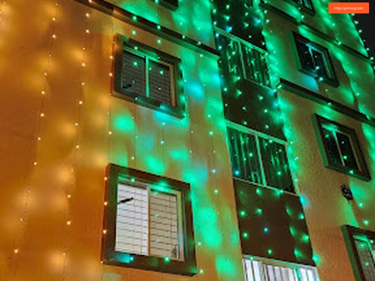 New Svs Luxury Gents Pg 🌇 exterior